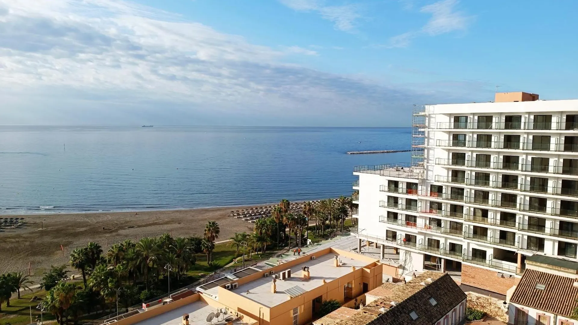Tam9 - Nuevo, Wifi, Vistas Al Mar, 1 Linea De Playa, Puerto Deportivo Puerto Marina, Benalmadena Apartment